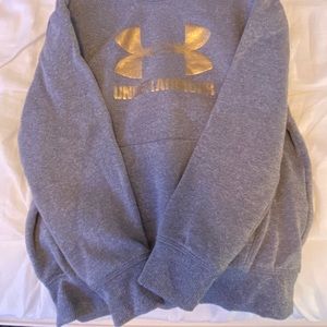 Pullover hoodie